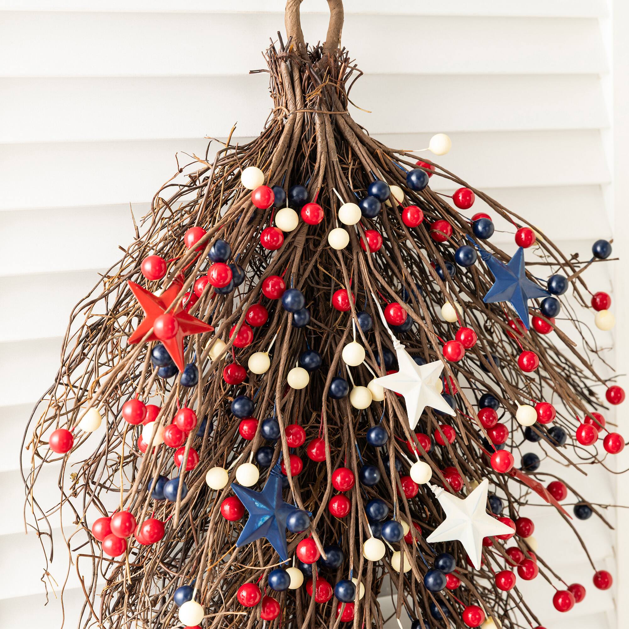 Glitzhome® 28" Patriotic Americana Stars and Berry Teardrop